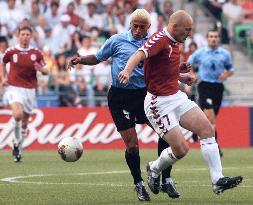 (1)Denmark beat Uruguay 2-1 in group A